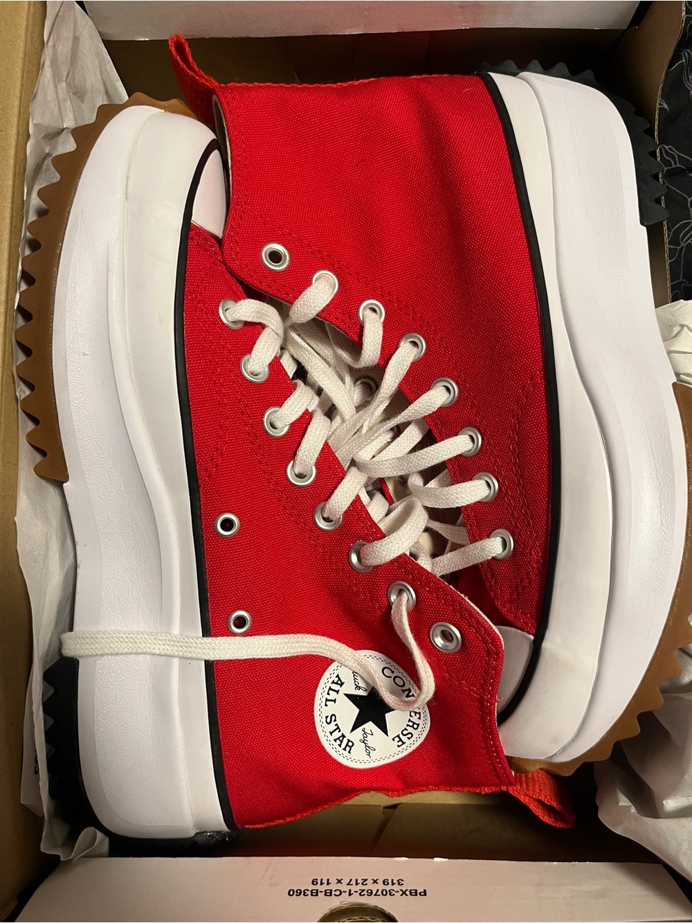 Converse Run Star Hike High Top - Red - Women’s 9 NEW